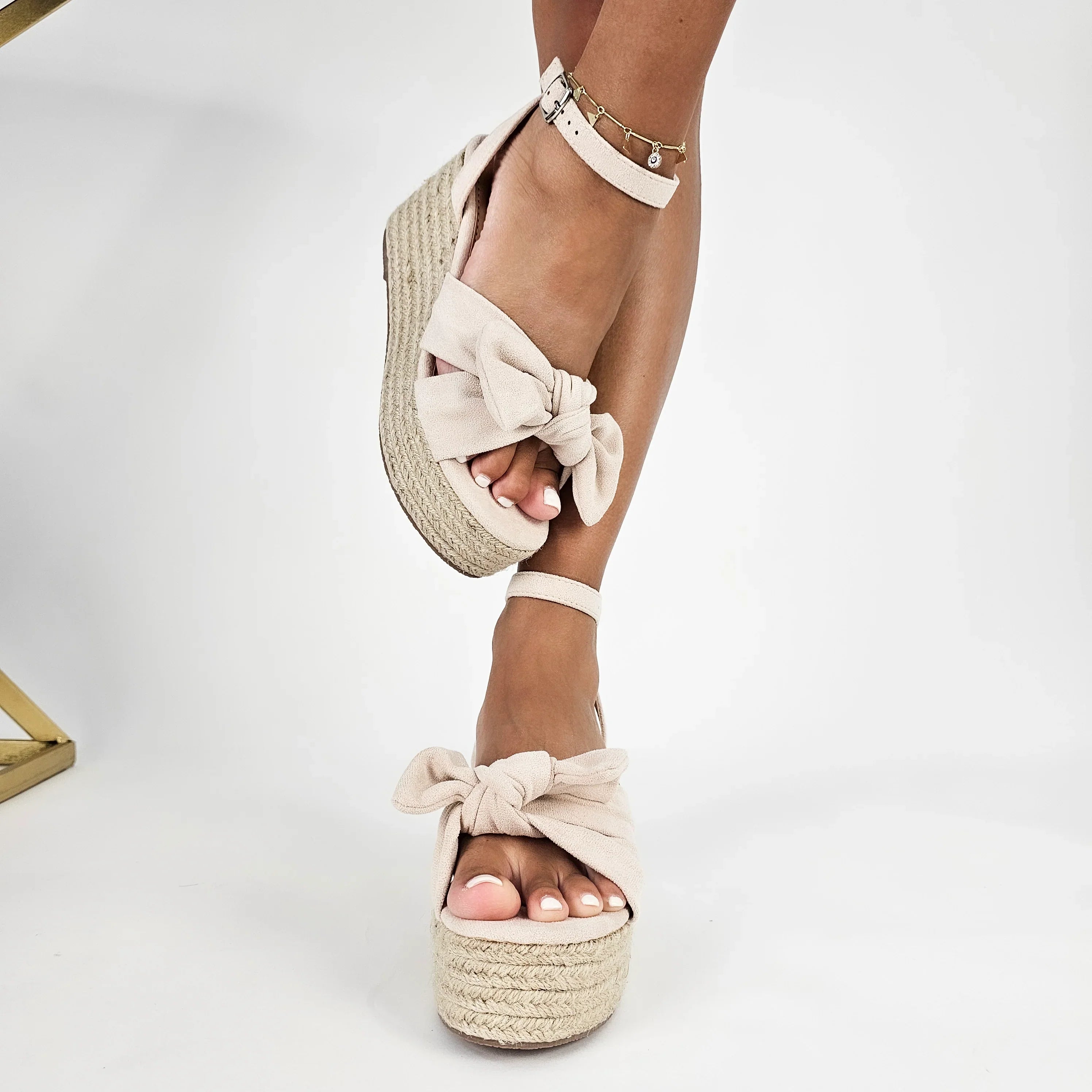 Isabella | Wedges